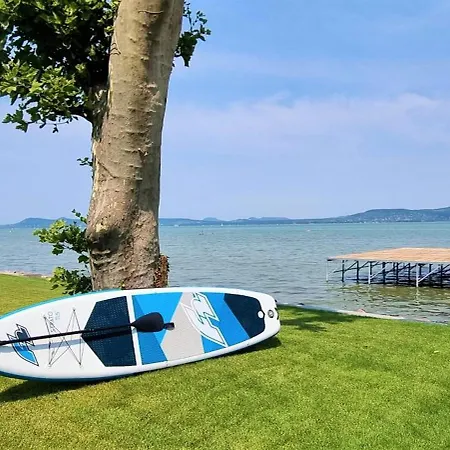 Platan Relax With Lakeview Apart-hotel Balatonboglár