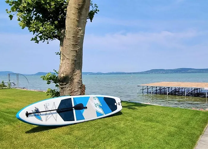 Platán Relax With Lakeview Apart-hotel Balatonboglár